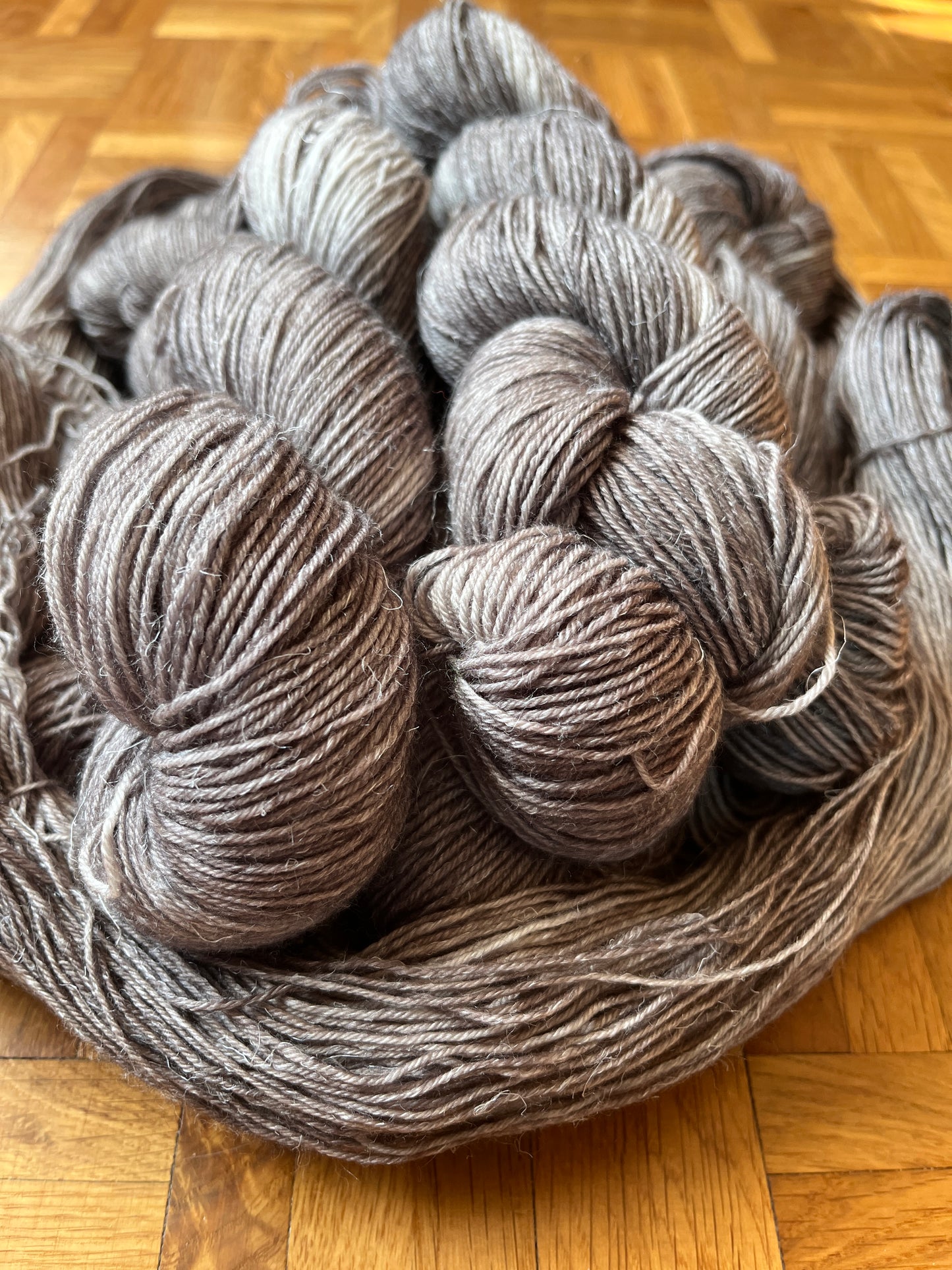 Athame Dornröschenschaf - Merino/Leinen